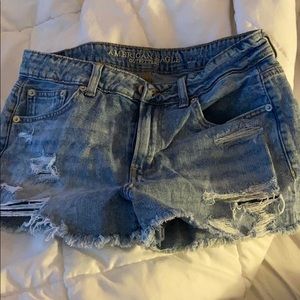American Eagle tomgirl shorts